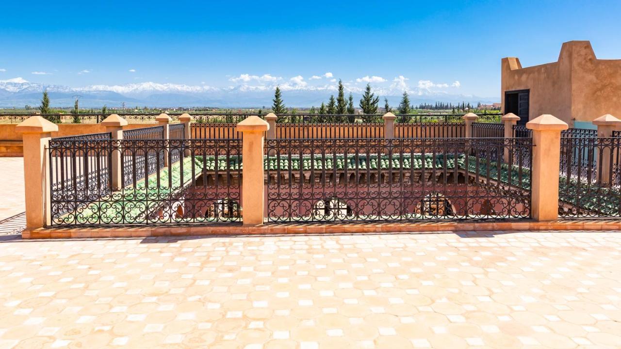 فندق لوليفريه دو لاتلاس Douar Caïd Layadi المظهر الخارجي الصورة